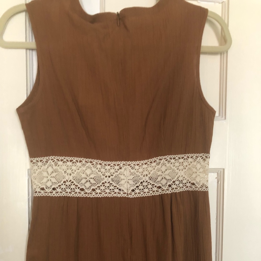 Dress - Picture 3 of 4